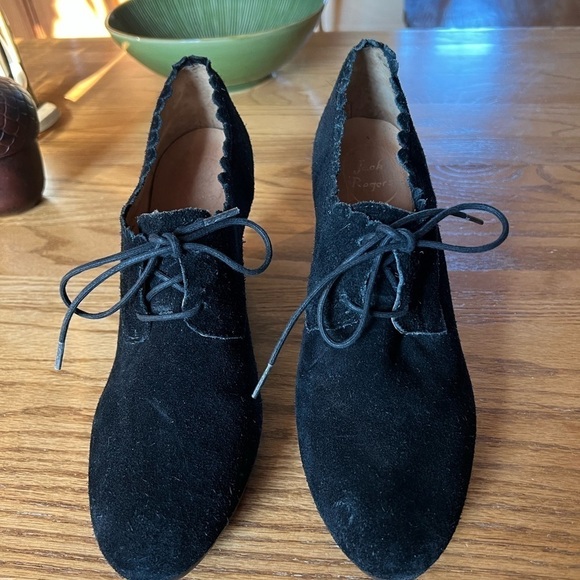 Jack Rogers Olivia Suede Scalloped Wedge Booties 11 - Picture 7 of 10